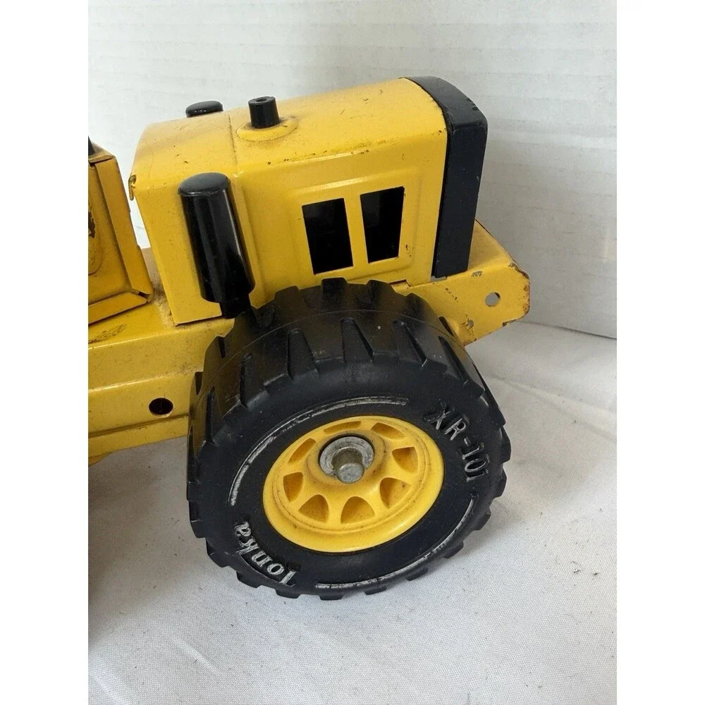 Vintage Tonka Forklift 52900 XR-101 Pressed Steel Construction Toy 1970s